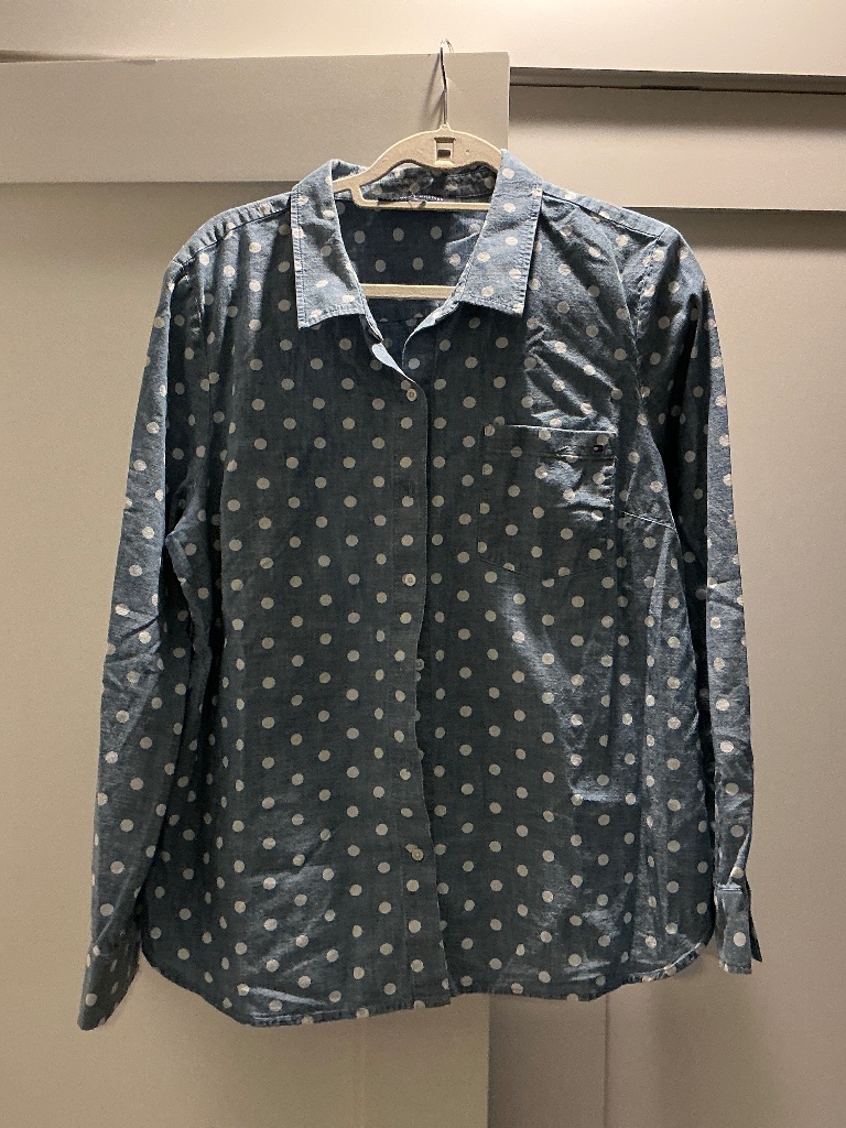 Tommy Hilfiger Women’s Light Blue Chambray With White Polka Dot Pattern